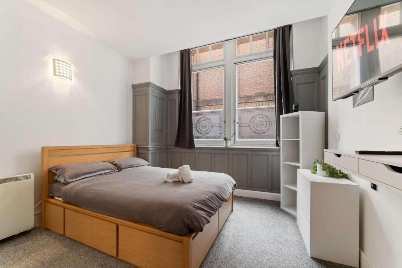 Spacious City Centre Apartment W/ Free Valet Parking Λέστερ Εξωτερικό φωτογραφία