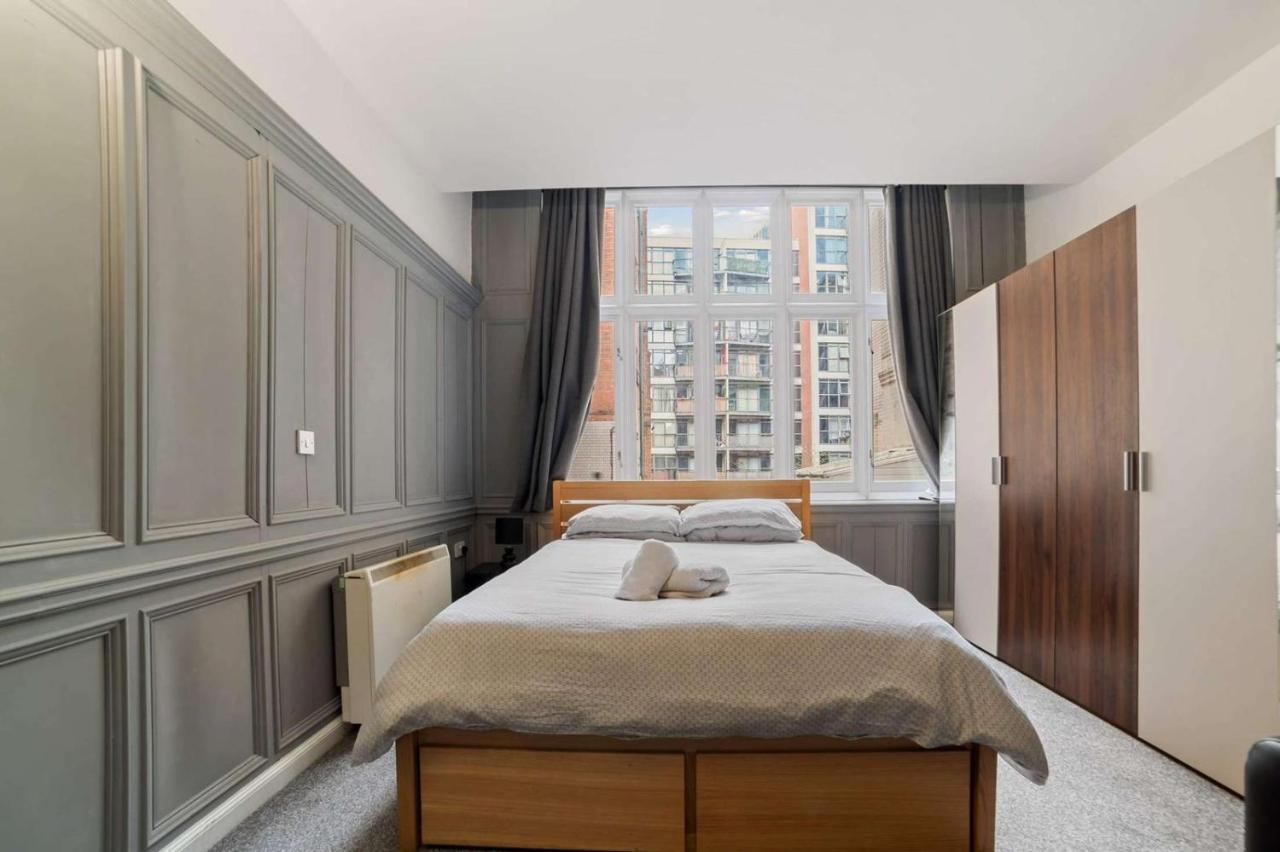 Spacious City Centre Apartment W/ Free Valet Parking Λέστερ Εξωτερικό φωτογραφία